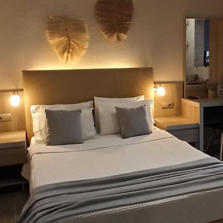 Achlia Beach Apartments 3 เอียราเปตรา ภายนอก รูปภาพ
